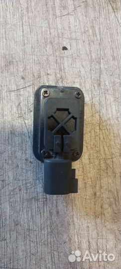 Кнопка открывания багажника Ford Kuga 2