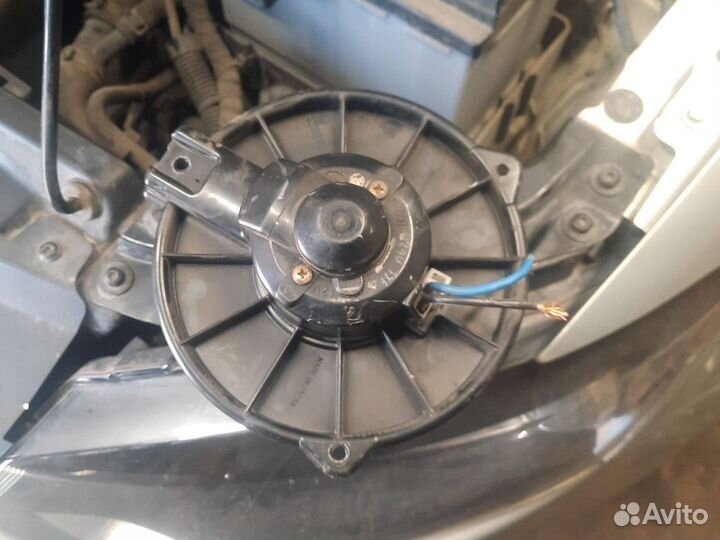 Моторчик печки Mitsubishi Galant 7