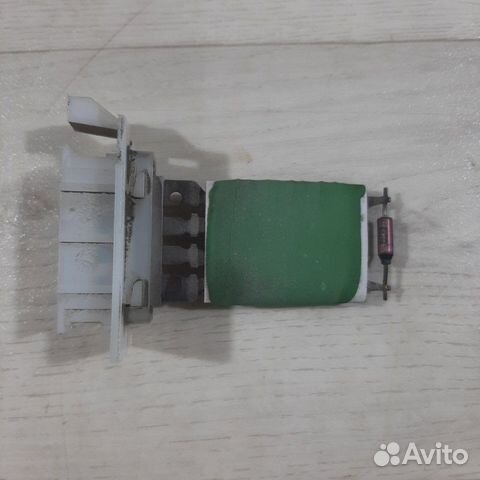Резистор отопителя LADA Largus 2013