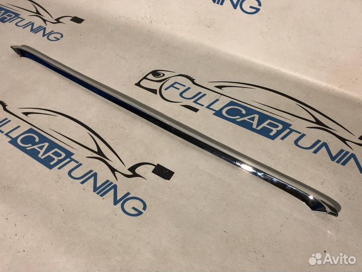 Volvo XC60 хром на капот от решетки радиатора