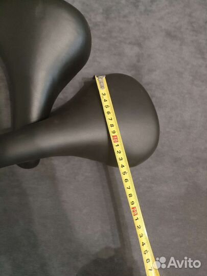 Седло для велосипеда кожаное