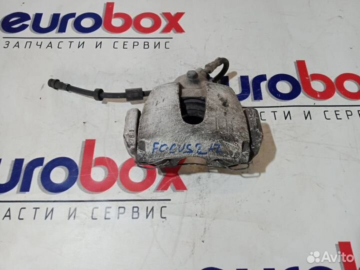 Суппорт передний левый Ford Focus II 2008-2011