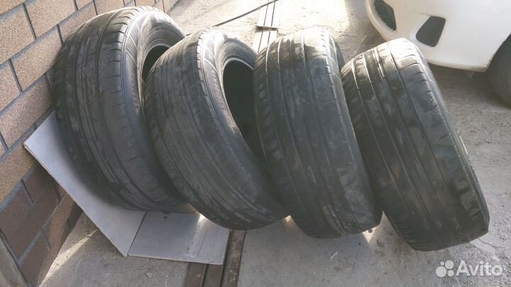 Летние шины Dunlop SP Sport Maxx GT 235/65 R17