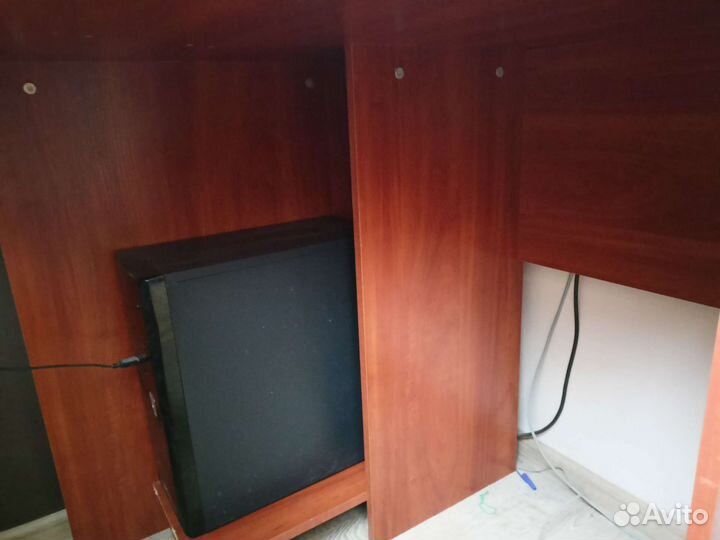 Компьютерный стол бу. Можно забирать