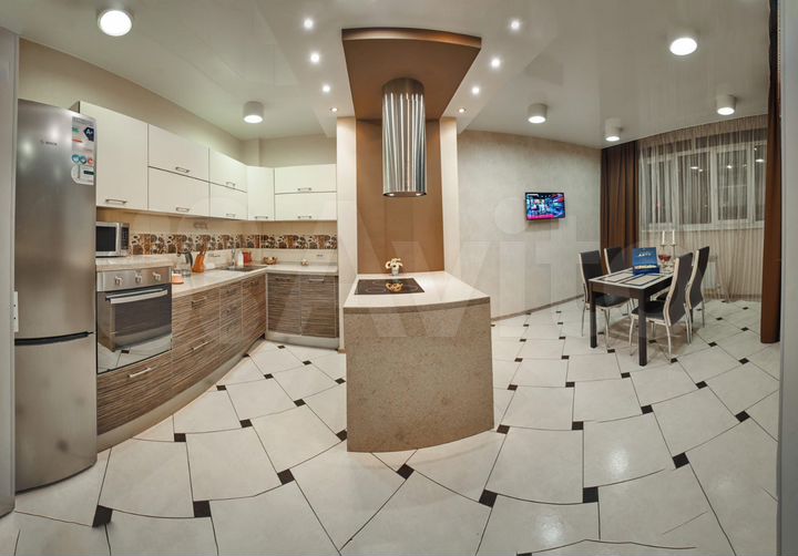 2-к. квартира, 65 м², 7/14 эт.