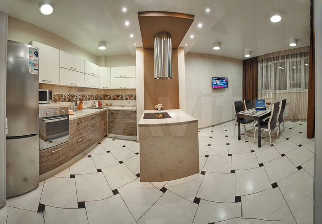 2-к. квартира, 65 м², 7/14 эт.