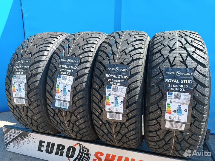 Royal Black Royal Stud 215/55 R17 98V