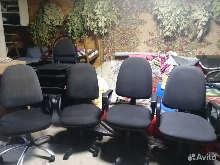 Компьютерное кресло