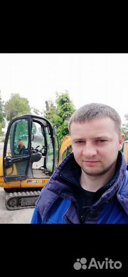 Машинист экскаватора-погрузчика