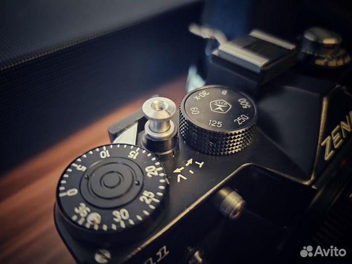 Зеркаленьные фотокамеры Зенит