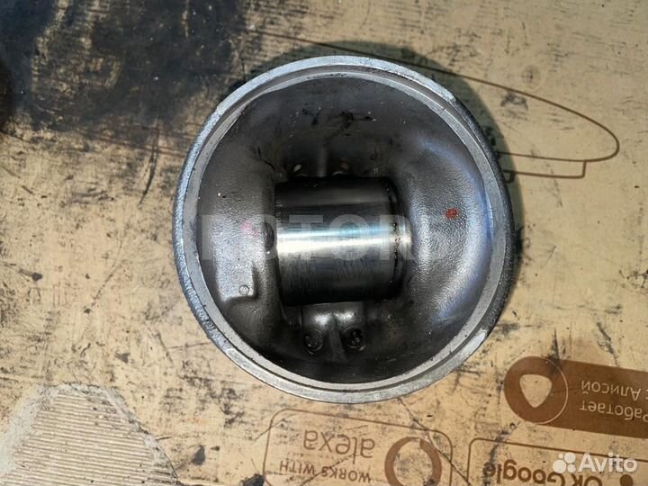 Поршень MAN TGX 2012 0772