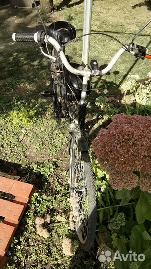 Мопед (дырчик)