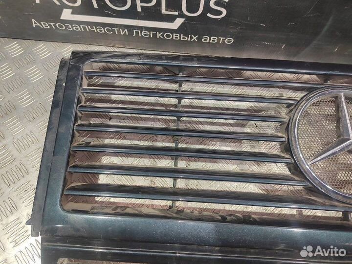 Решетка радиатора Mercedes-Benz G Class W463