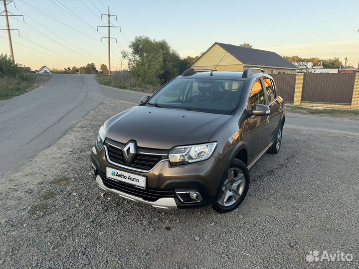 Renault Sandero Stepway 1.6 AT, 2021, 23 700 км