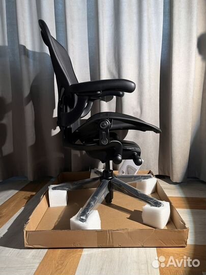 Herman Miller Aeron Onyx