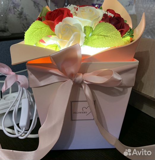 Настольный декоративный светильник-ночник