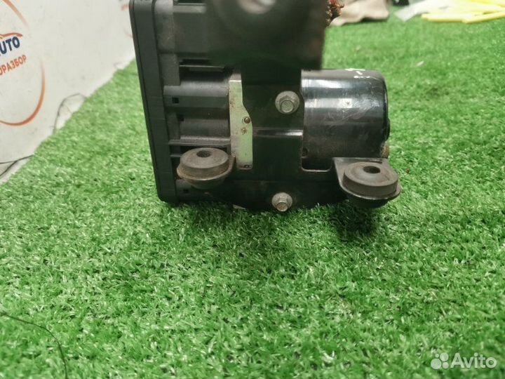 Блок ABS Ford Focus 2 хетчбек 3 двери 2.0 aoda