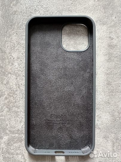 Чехол на iPhone 14