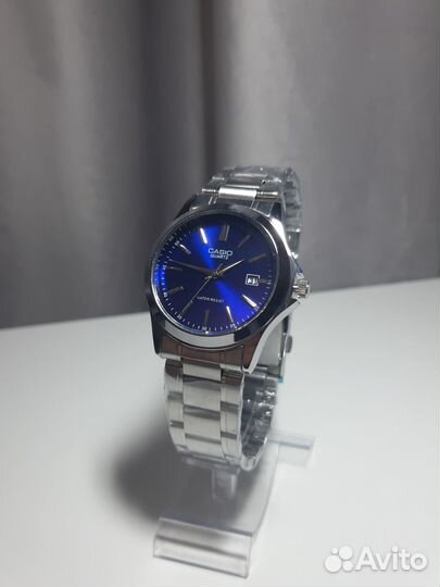 Часы Casio quartz