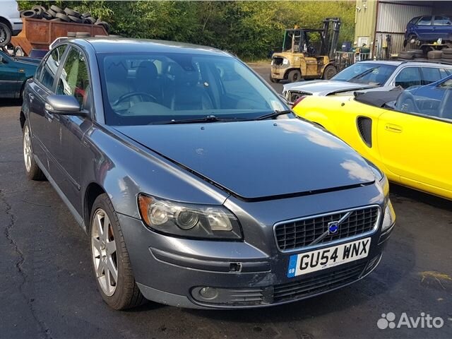 Разбор на запчасти Volvo S40 2004