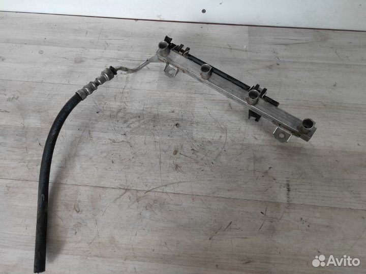 Топливная рампа Bmw 1 E87 N45 B16 A 2006