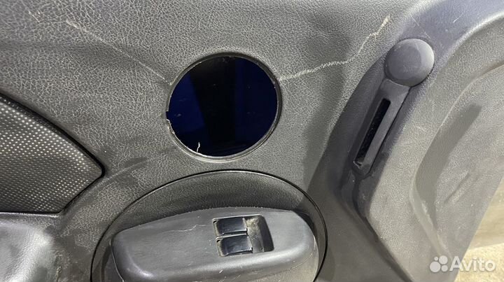 Обшивка двери передняя левая Chevrolet Aveo