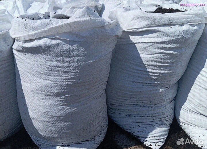 Плодородная земля в мешках