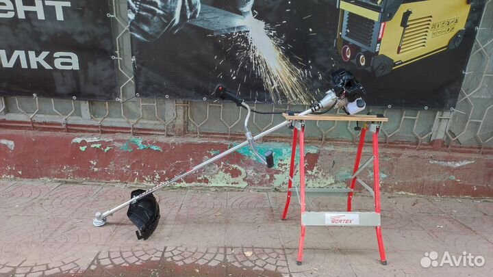 Триммер бензиновый