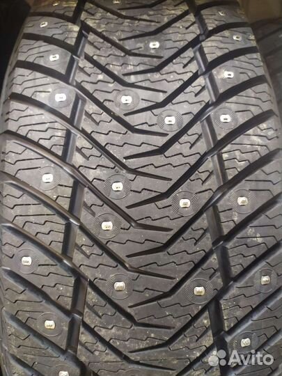 Yokohama IceGuard Stud IG65 225/55 R18