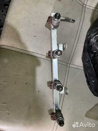 Рампа с форсунками Шевроле лачетти