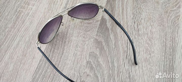 Солнцезащитные очки женские брендовые