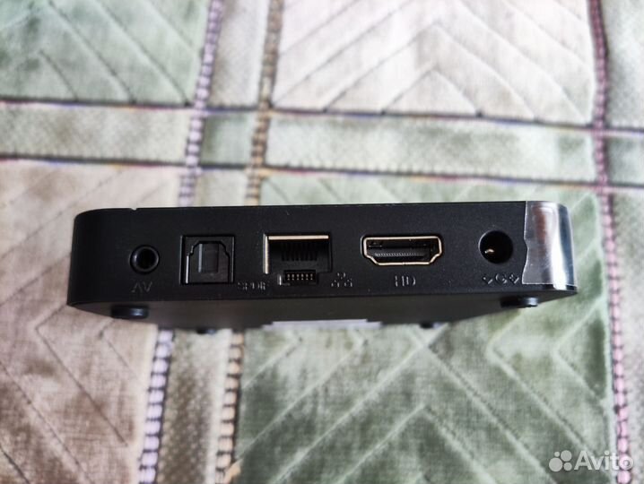 Андроид TV приставка Tanix W2 S905W2