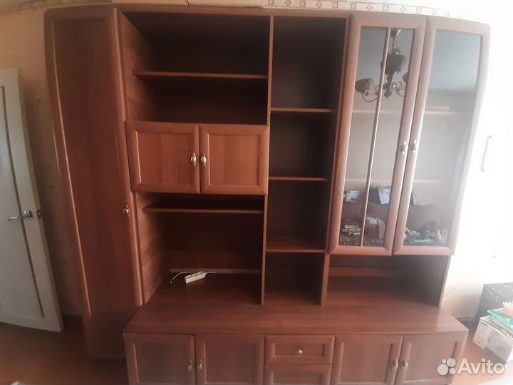 Стенка горка в гостиную бу