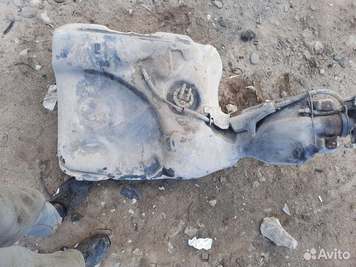 Топливный бак golf2