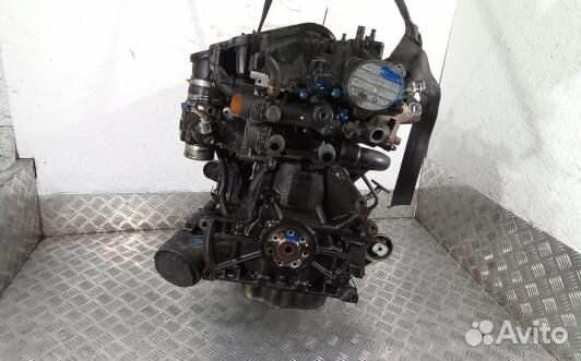 Двигатель дизельный renault master 2 (DBR18AB01)