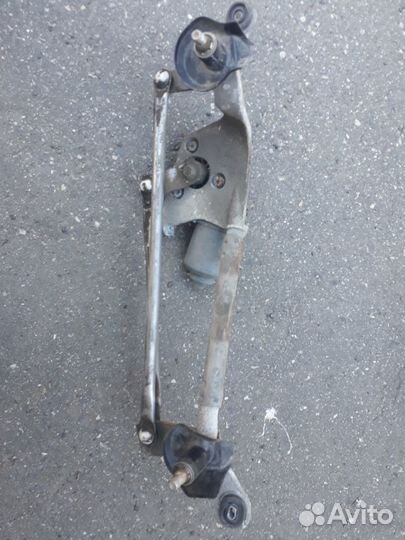 Механизм стеклоочистителей Toyota Yaris