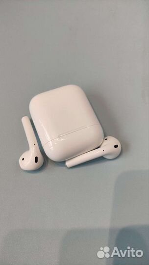 Airpods первого поколения Оригинал