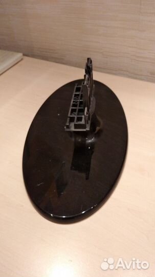 Подставка под телевизор