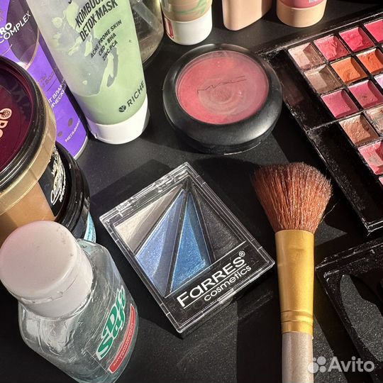 Набор косметики пакетом