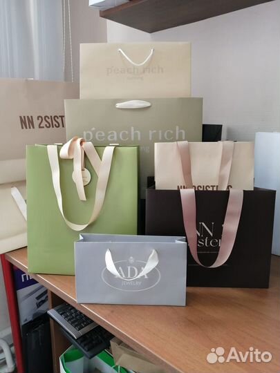 Подарочные пакеты