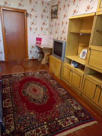 Комната 16 м² в 3-к., 2/2 эт.