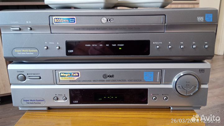 Видеомагнитофон LG