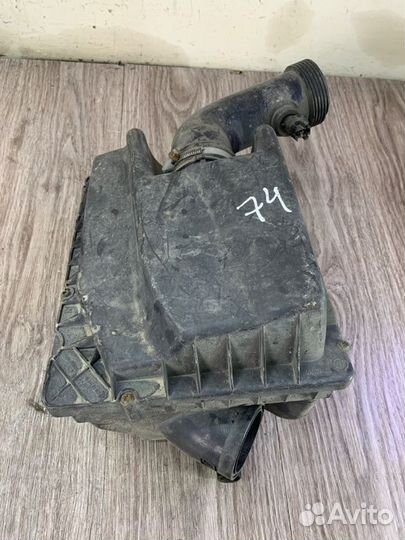 Корпус воздушного фильтра Opel Astra H 2004-2010