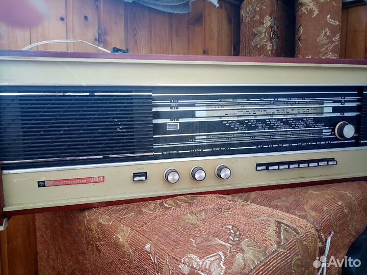 Радиола кантата 204