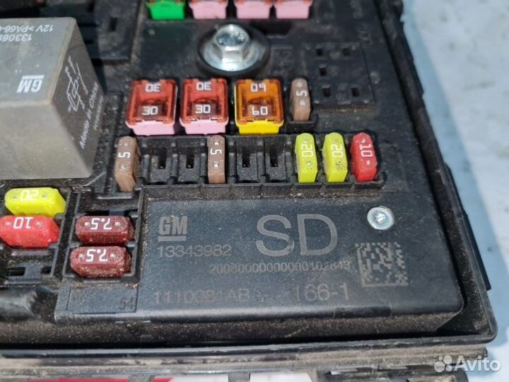 Блок предохранителей Opel