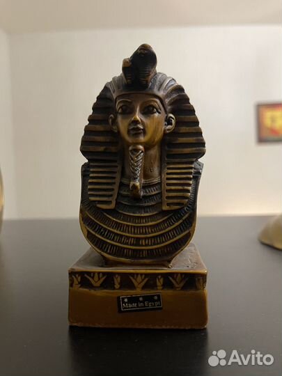 Продаю статуэтку Фараон Египет