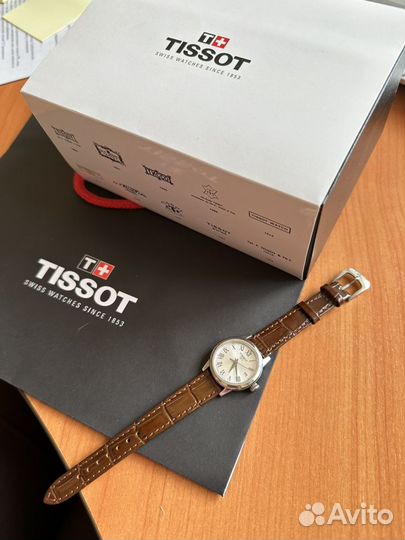 Часы женские tissot classic dream lady