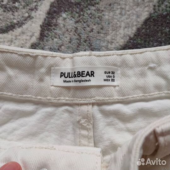 Белые джинсы из Pull&Bear