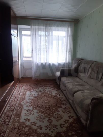 3-к. квартира, 55 м², 3/5 эт.