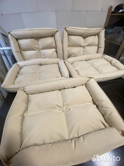 Лежанка бежевая 80/60 новая